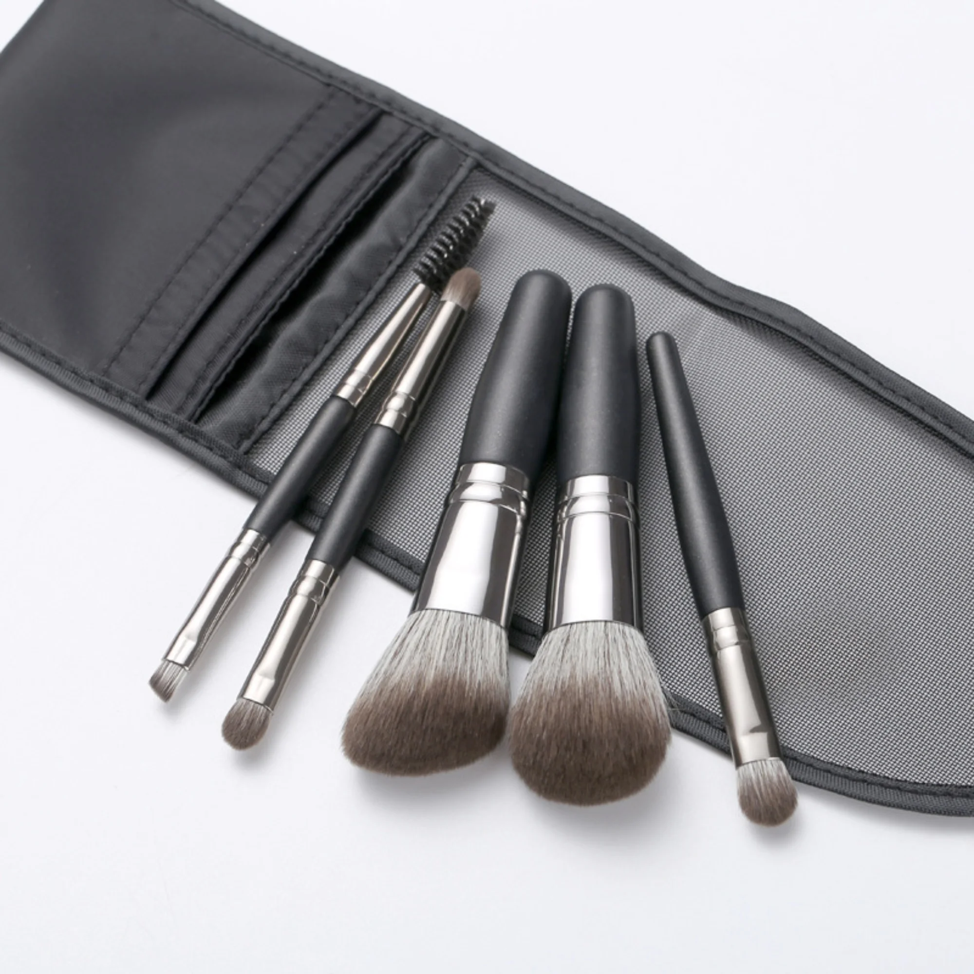 Immagine 5: 5 pezzi ombretto a doppia estremità ciglia eyeliner pennello per sopracciglia fard in polvere pennello per cipria in polvere pennello per trucco portatile con borsa