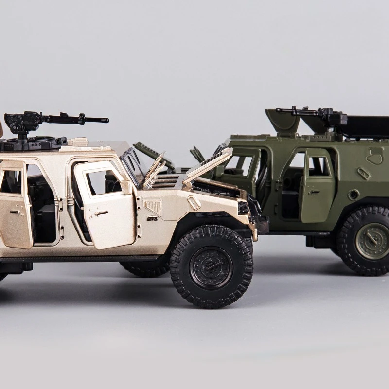 1:24 Military Alloy Armored Car Model Diecasts Metal Toy Off-road Vehicles Tank Police Explosion Proof Car Model Childrens Gift