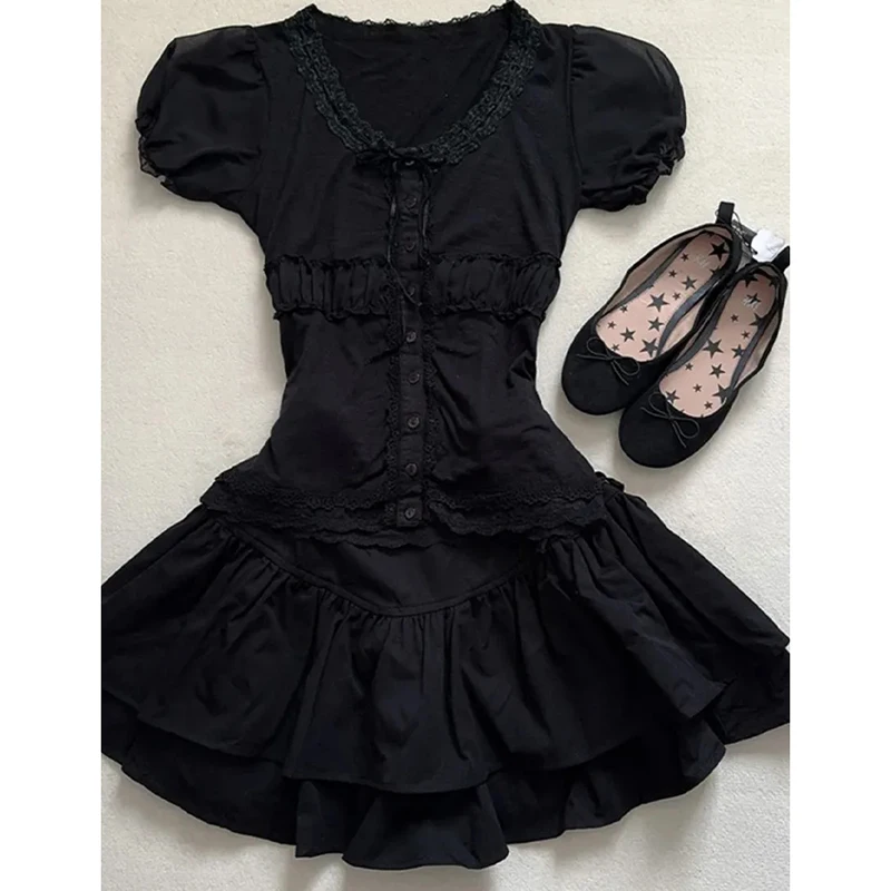 مجموعة تنورة صغيرة كلاسيكية داكنة مكونة من قطعتين: بلوزة نحيفة بأكمام قصيرة وصدر واحد + تنورة ذات طبقات على طراز Jk Preppy مكونة من قطعتين