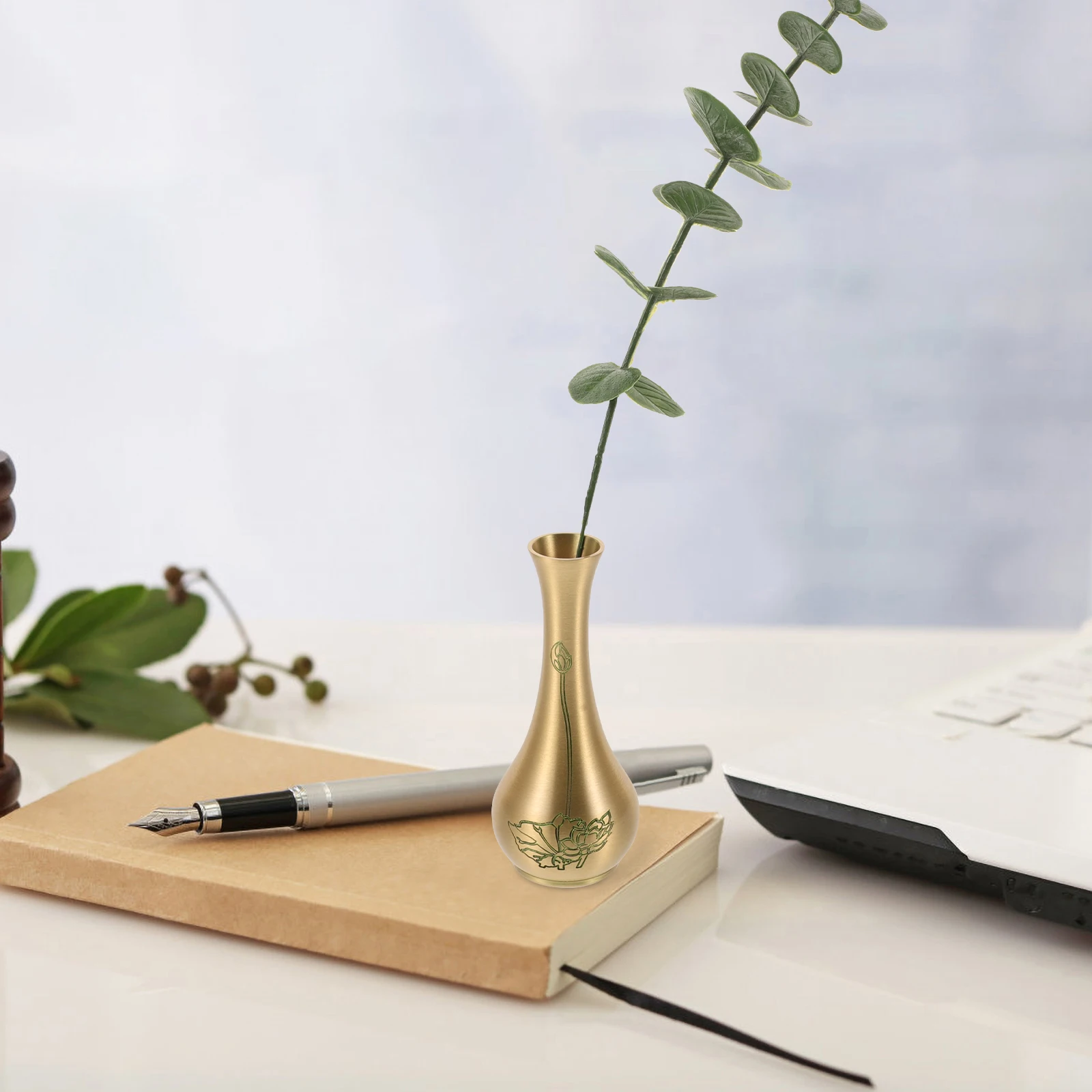 

Brass Vase Creative Decorative Small Bud Minimalist Vintage Home Decor Smooth Non Deform Matching Styles Plants Vase Greek Roman