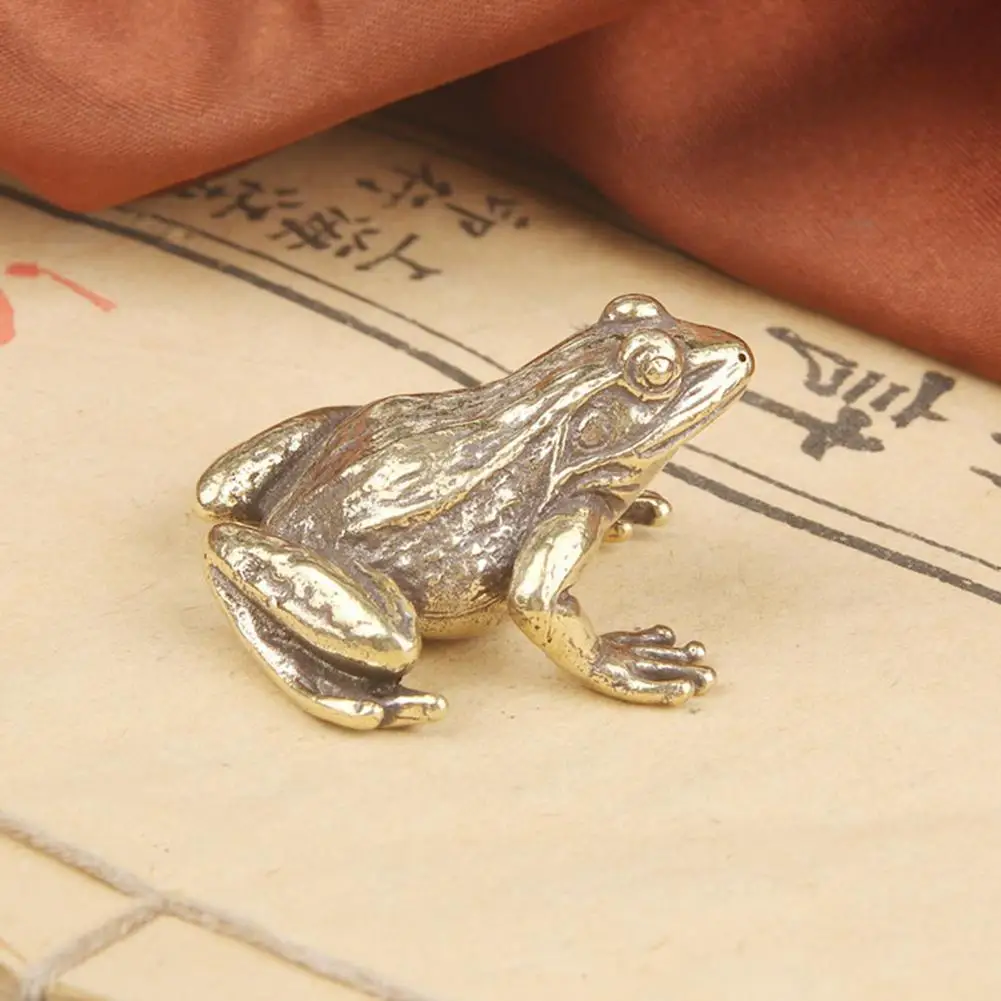 Frog Statue Vivid Appearance Creative Frog Figurine Copper Frog Sculpture Tea Pet Ornament Household Supplies