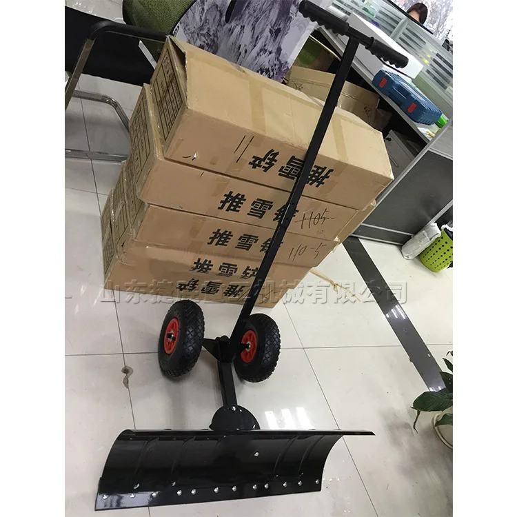 

Single Lever Wheeled Snow Shovel 600 * 500 mm Winter Snow Shoveling Tool Household Snow Shovel on Wheels