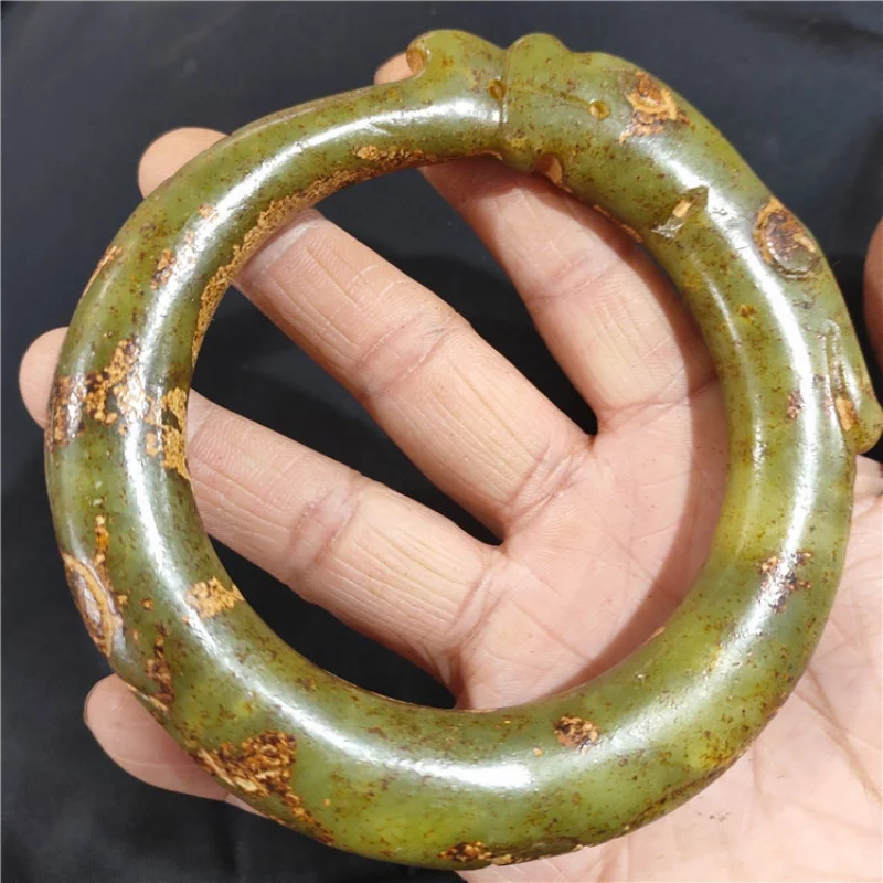 Supply Antique Miscellaneous Antique Distressed Crafts Xiuyan Jade Crested Bracelet Wholesale