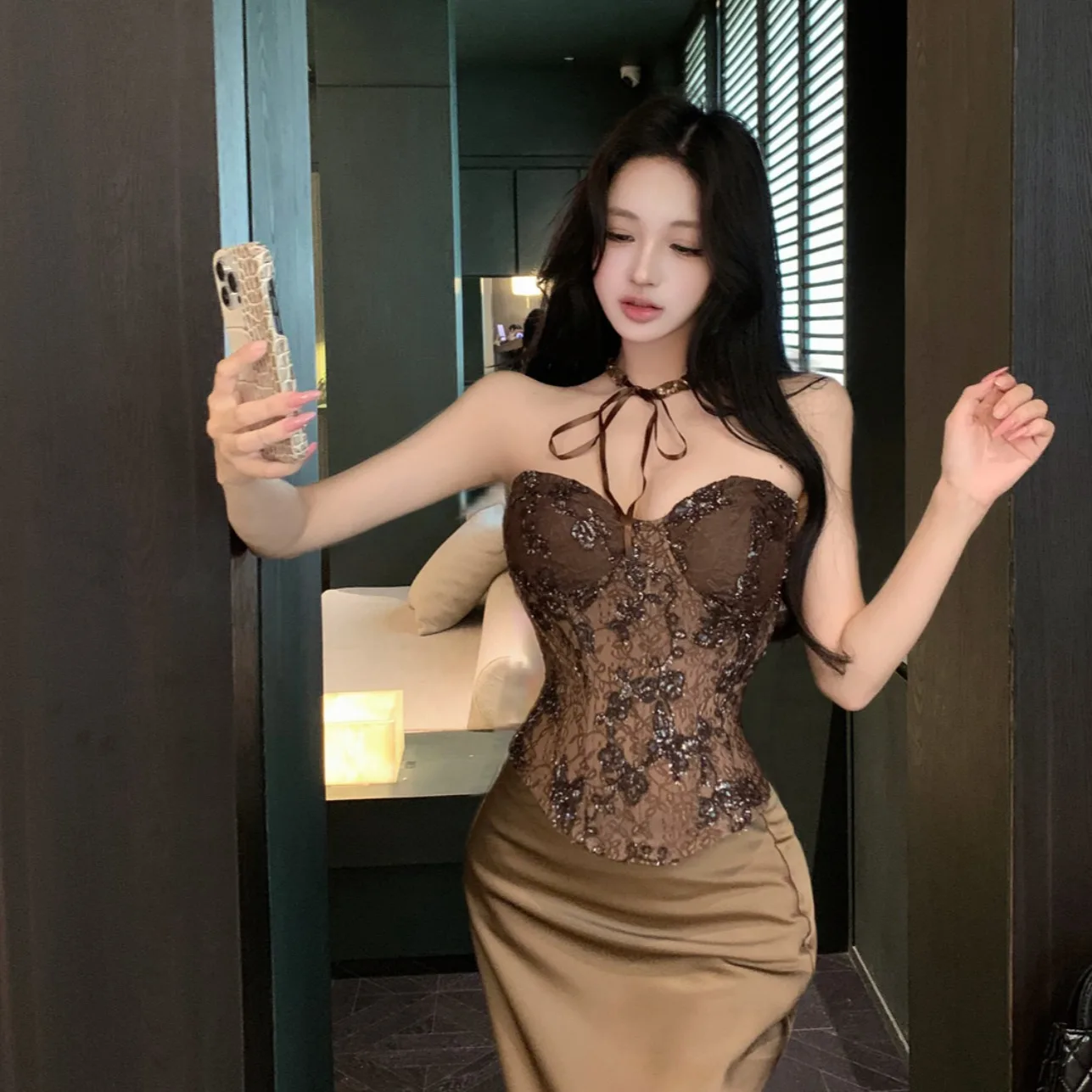 

Женский комплект из кружевного топ и юбки Spicy Girl, осенне-зимний новый костюм из двух предметов для молодых взрослых