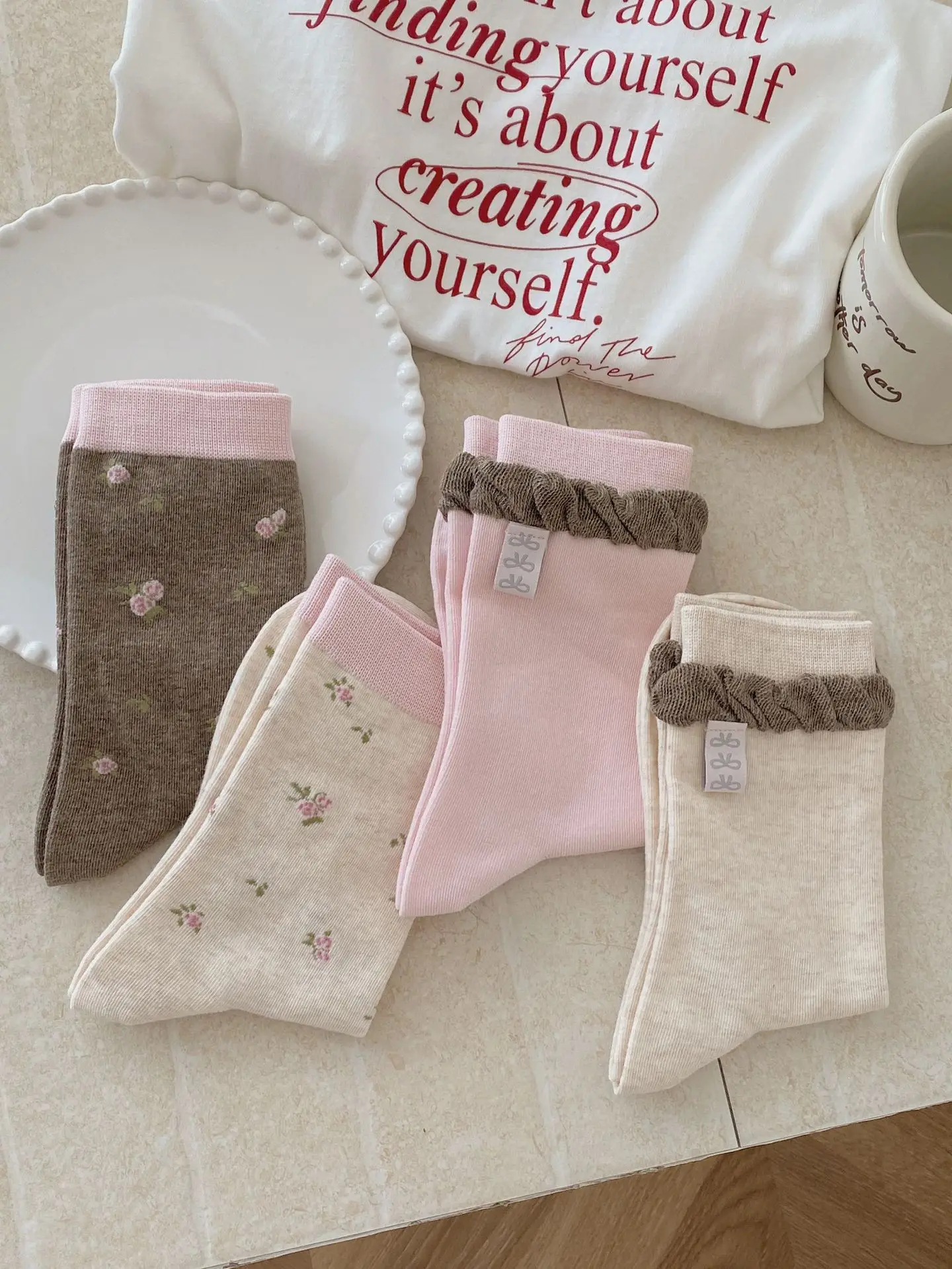 Korean Style Women Ruffle Trim Floral Mid-Calf Socks, Contrast Color Cuff Vertical Ribbed Knit Soft Cotton Cute Flower Stacking