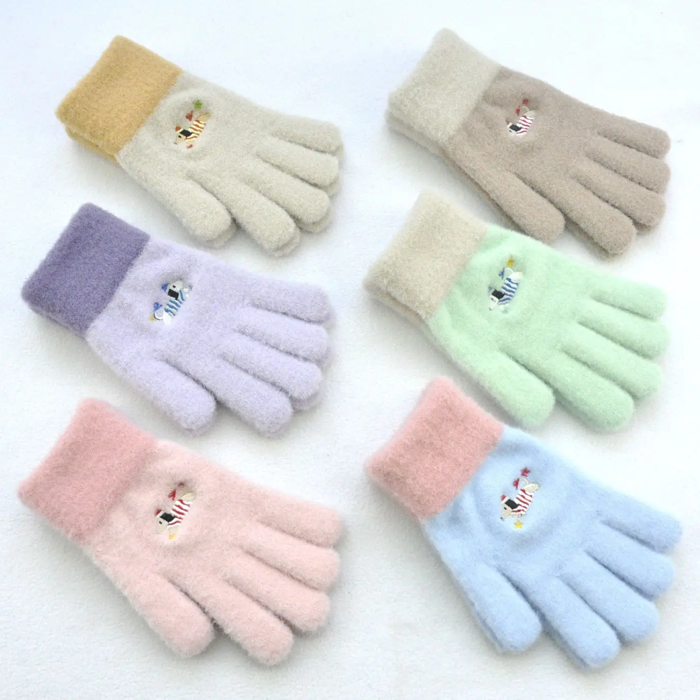

Мужские и женские осенне-зимние новые теплые перчатки для студентов, милые вязаные варежки с вышивкой и героями мультфильмов, спортивные перчатки для спорта на открытом воздухе, велоспорт, лыжные перчатки