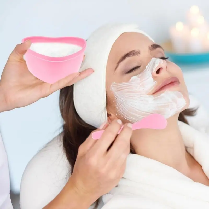 Plastic DIY Skin Care Tool, Suitable For Family And Salon 6/12 Pcs Heart Shaped Facial Mask Mixing Bowl With Scraper