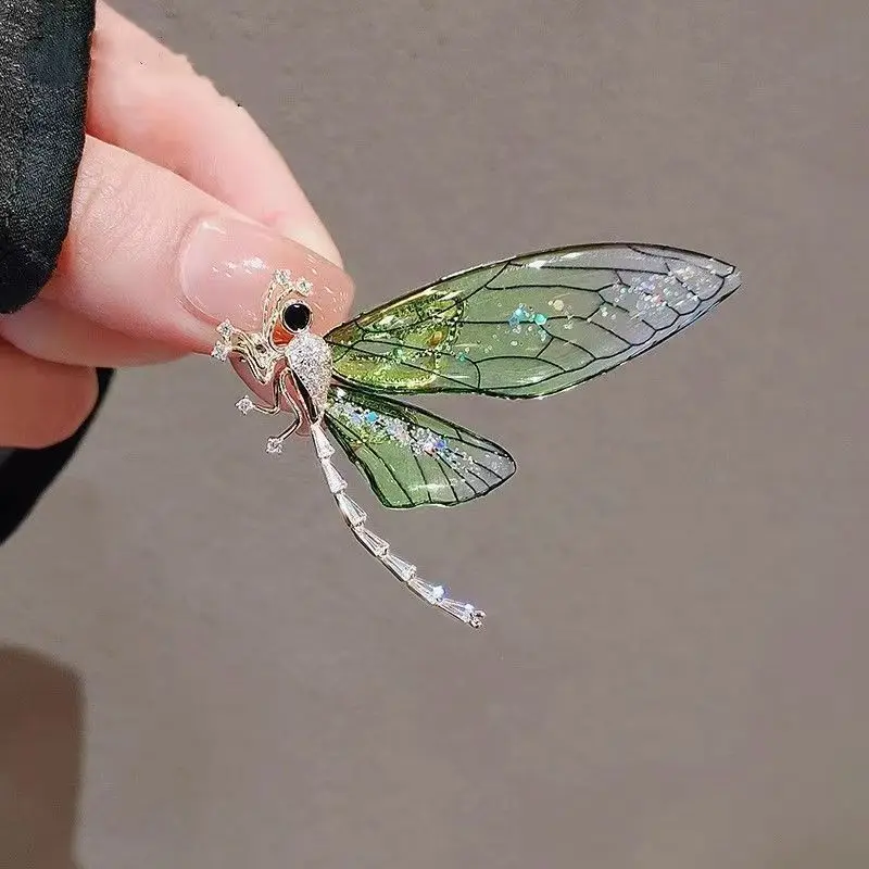 Fashion Brooch High-end Dragonfly Brooch Light Luxury Suit Pin Personalized Fashion Brooch Accessories