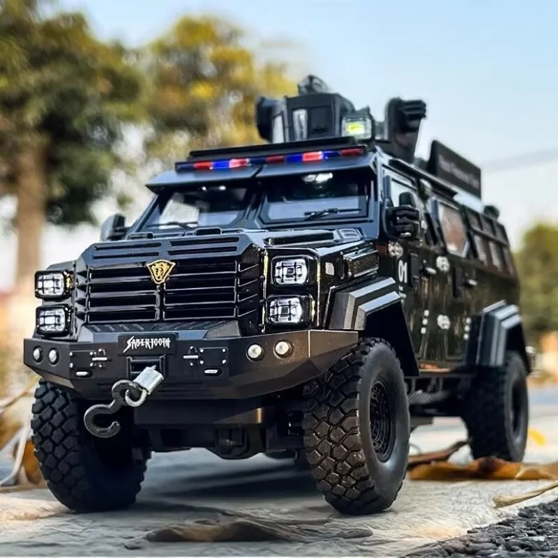 

1:32 Alloy Sword Toothed Tiger Armored Vehicles Model Diecasts Metal Police Explosion Proof Car Model Sound and Light Kids Gifts