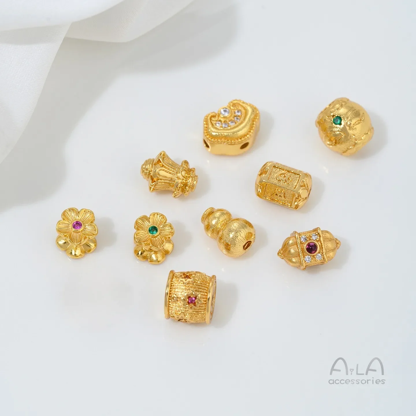 24k Gold Plated Zirconium Butterfly Flower Gourd Bucket Bead Auspicious Cloud Mantra Diy Bead Isolation Handcrafted Bead Stringi view 2