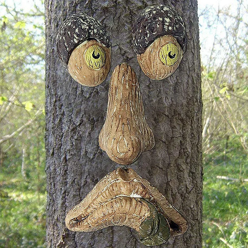 Bark Ghost Face Facial Features Old Man Tree Hugger Yard Art Decorations Monsters Sculpture Outdoor DIY Halloween Ornaments