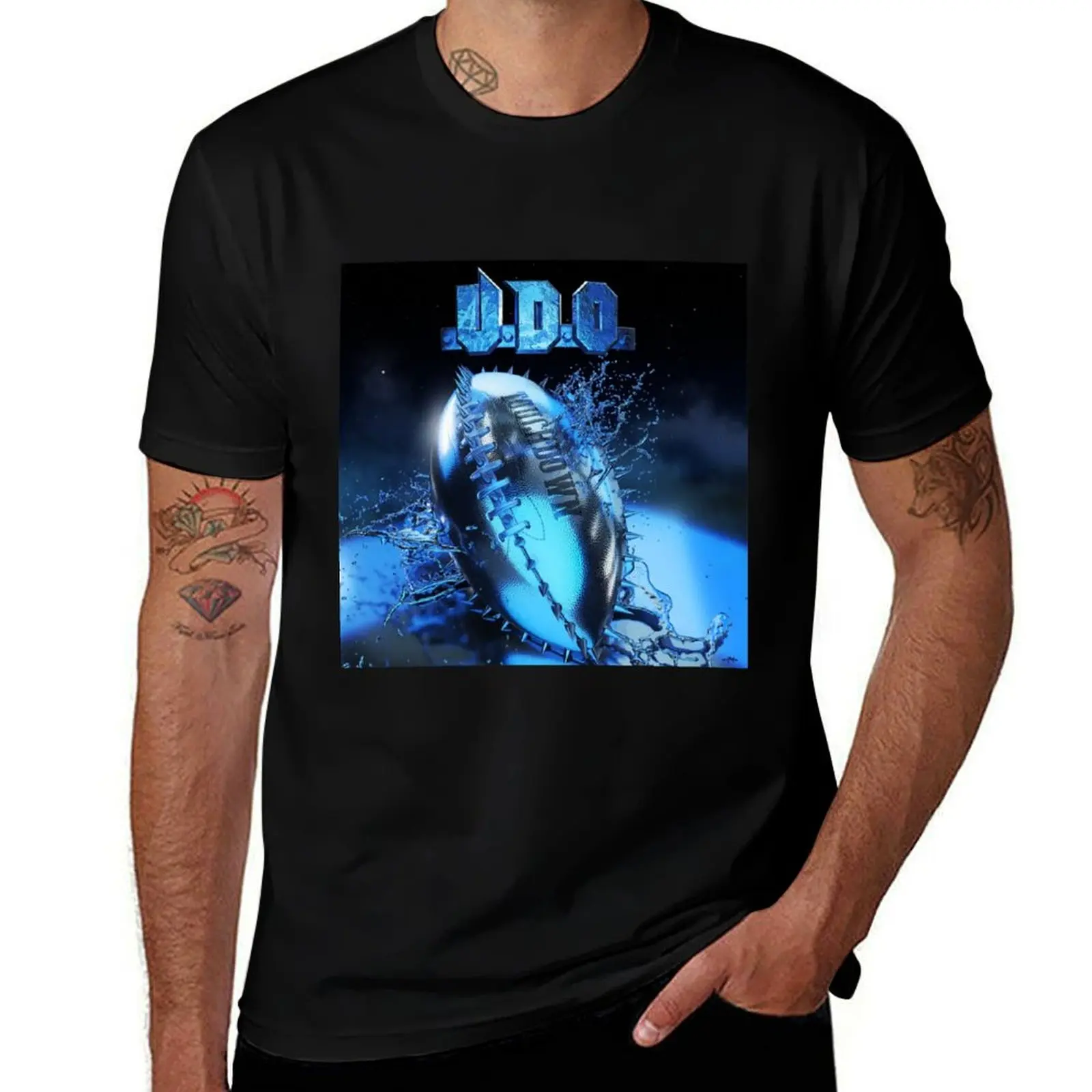 

Touchdown T-Shirt Aesthetic clothing customs black t-shirts for men