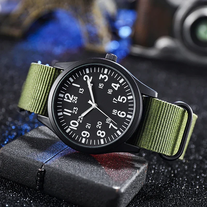 Camping Men's Fashion Nylon Woven Band Quartz Watch Air Force Field Watches Men Big Numbers Simple Sports Watch 24 Hours Display