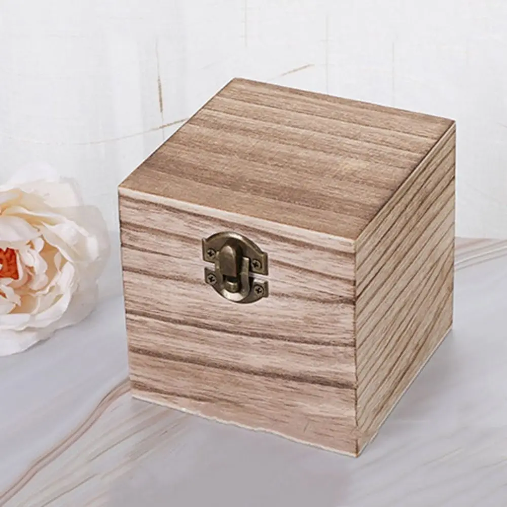 

2Pcs Handcrafted Square Shaped Storage Container Simple Dustproof Wooden Jewelry Box with Metal Lock Jewelry Storage Box