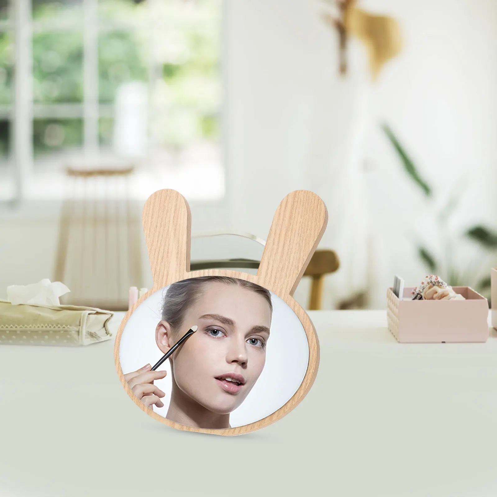 装飾的なウサギの化粧鏡 エレガントで寛大な外観 安定したベース 耐久性のある実用的な日常使用 部屋の装飾 ギフトミラー