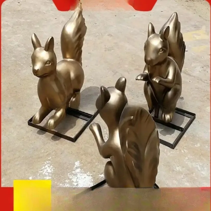 Outdoor Simulation Animal Squirrel Garden Sculpture Handicraft Garden Landscape Decoration Resin Rabbit Sketch Ornament