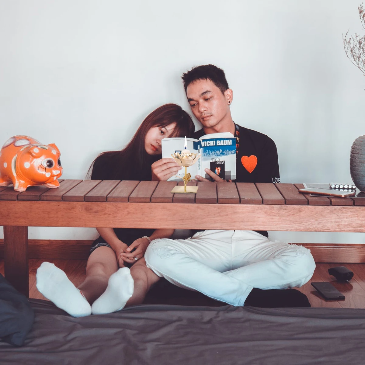 

1pc Iron Art Holder Golden Rose Shaped Decorative Tealight Stand Desktop Wedding Party Centerpiece Garden Yard Lighting