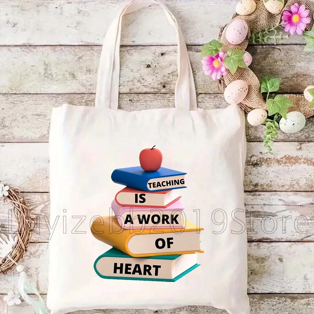 التدريس هو عمل القلب هدايا لطيف المرأة قماش حقيبة كتف حقيبة يد Harajuku المتسوق قابلة لإعادة الاستخدام أكياس التسوق القابلة للطي