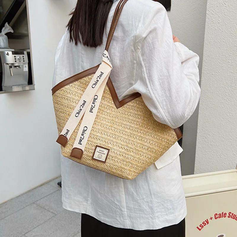 Sac fourre-tout de grande capacité pour femmes, nouvelle mode, sac en paille fait à la main, sac à bandoulière décontracté, sacs de banlieue pour dames, 2025