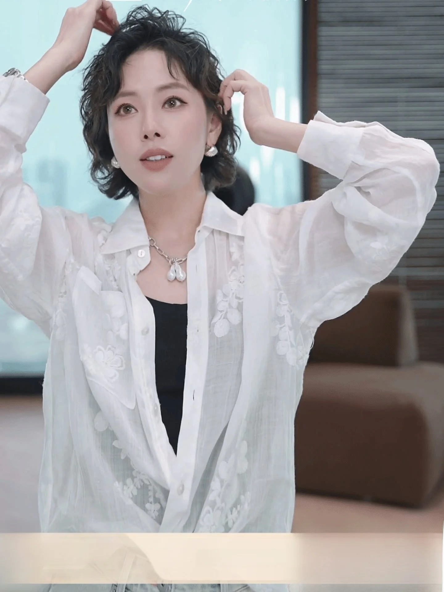 

WDiva Star Silk Chrysanthemum 100% Flax Embroidered Long Sleeve Women's Shirt Breathable Casual Style Loose Fit Summer Fashion