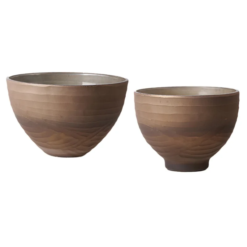 

High-grade light luxury aluminum base, champagne-colored tall flower device, water ripple engraved glass bowl, home art