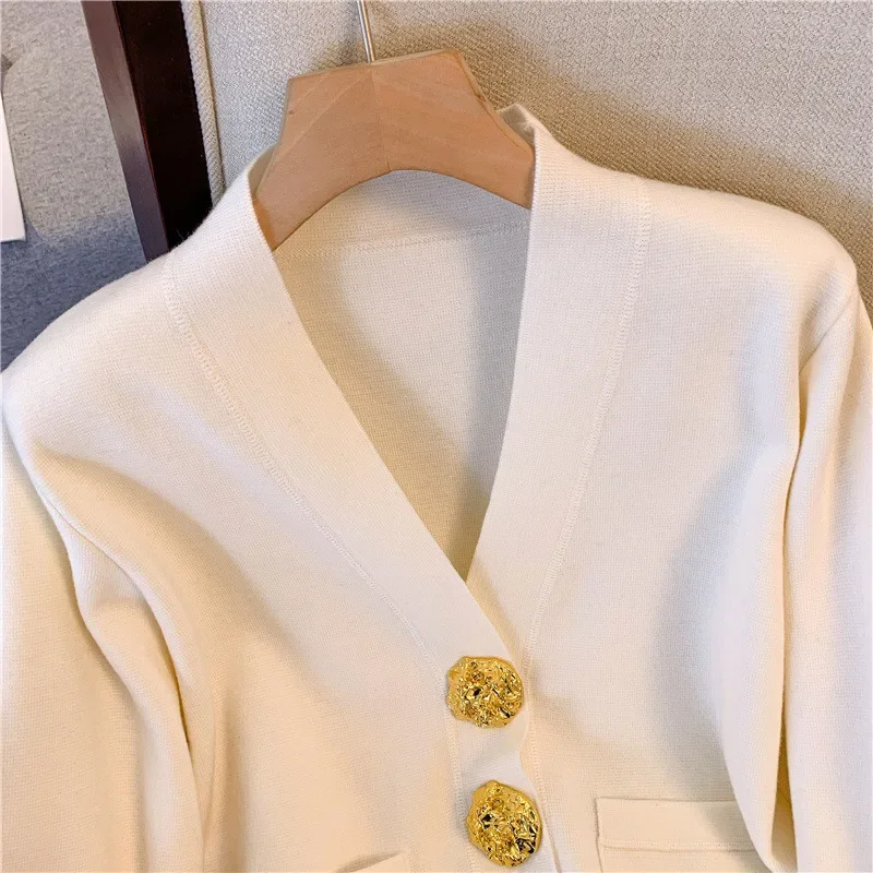 2024 New Fall Women Short Black White Knit Cardigan Elegant V Neck Gold Button Sweater Jumper Fashion Long Sleeve Top Knitwear