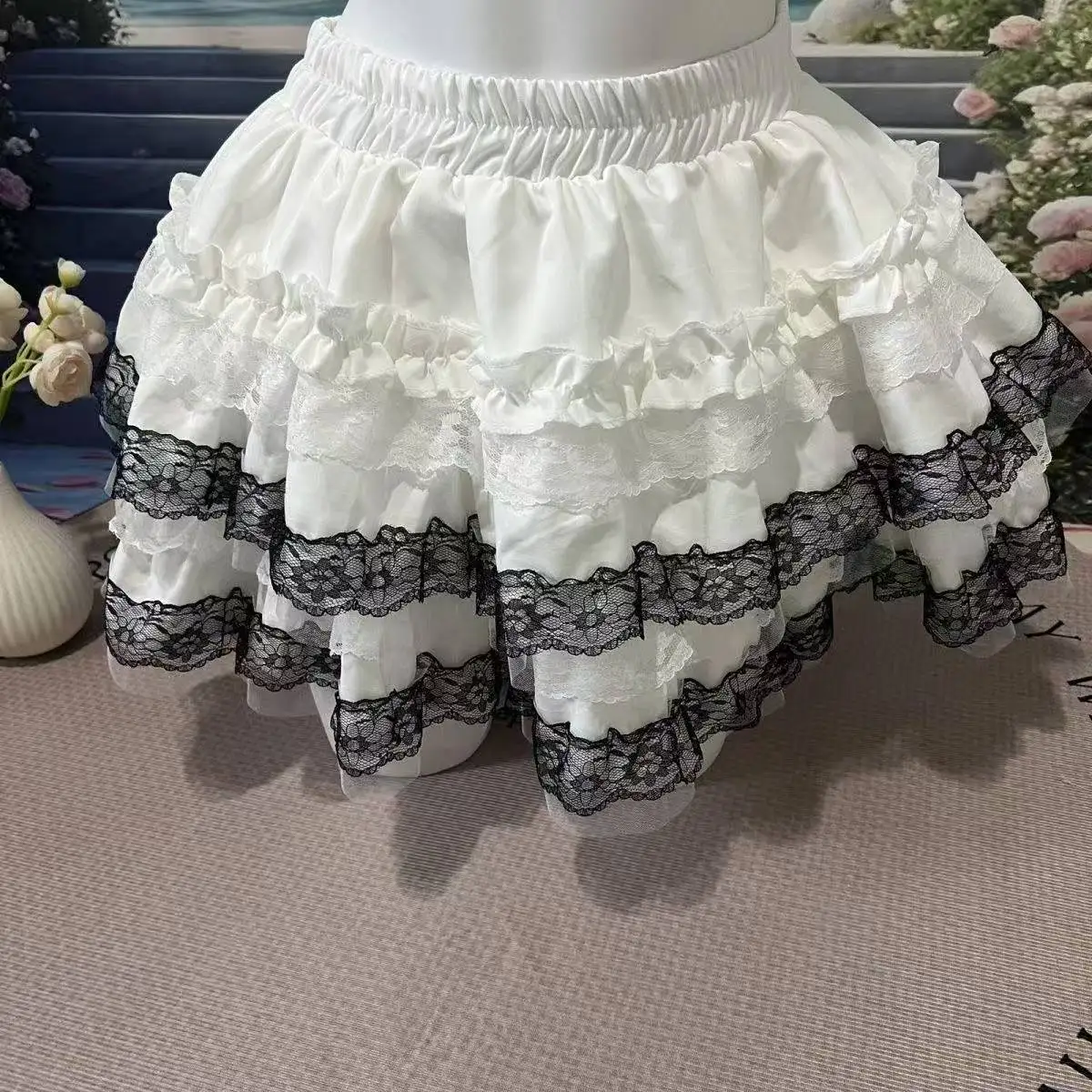 Harajuku Sweet Lolita Fluffy Mini Skirt Women Y2K Lace Patchwork High Waist Cake Skirt Princess Daily Clothing
