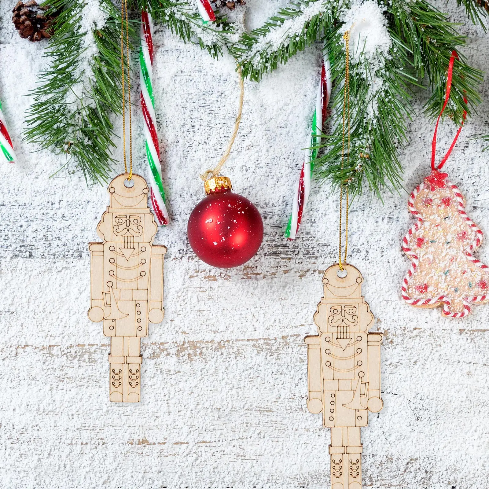 

12Pcs Christmas Nutcracker Wood Cutouts Unpainted Xmas Decoration Pieces Smooth Surface Lightweight DIY Graffiti Chips