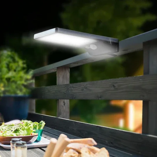 Minimalist Courtyard Solar Eco Friendly Lamp Outdoor Household Waterproof Led Sensor Villa Railing Lighting