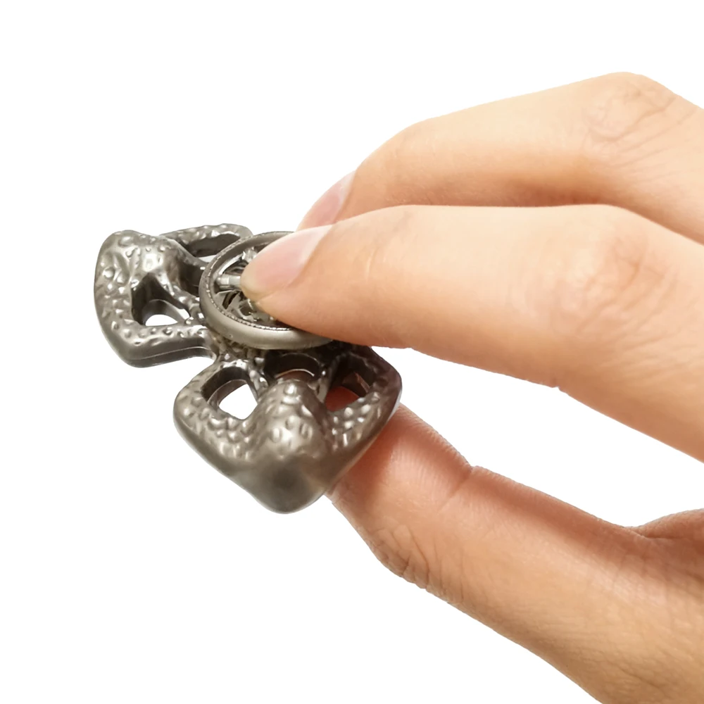 1 قطعة شخصية مجوفة من Edc Fidget Spinner-لعبة تخفيف التوتر المعدنية الرائعة لتحسين التركيز وتخفيف القلق-