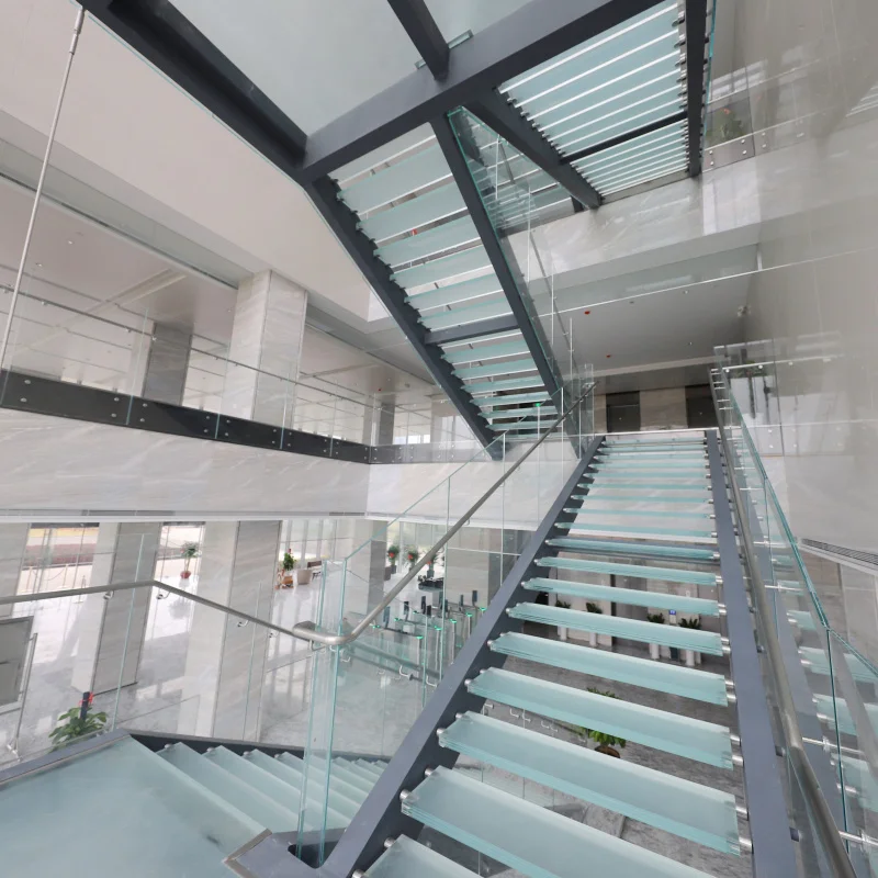 custom.A New Paragon of Practical Aesthetics: Large - Scale Steel - and - Glass Staircase