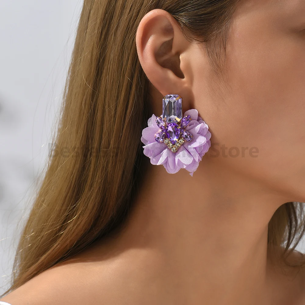 2024 Korean Fashion Luxury Cute Sweet Flower Crystal Stud Earrings For Women Cotton Yarn Petals Fairy Party Jewelry Accessories