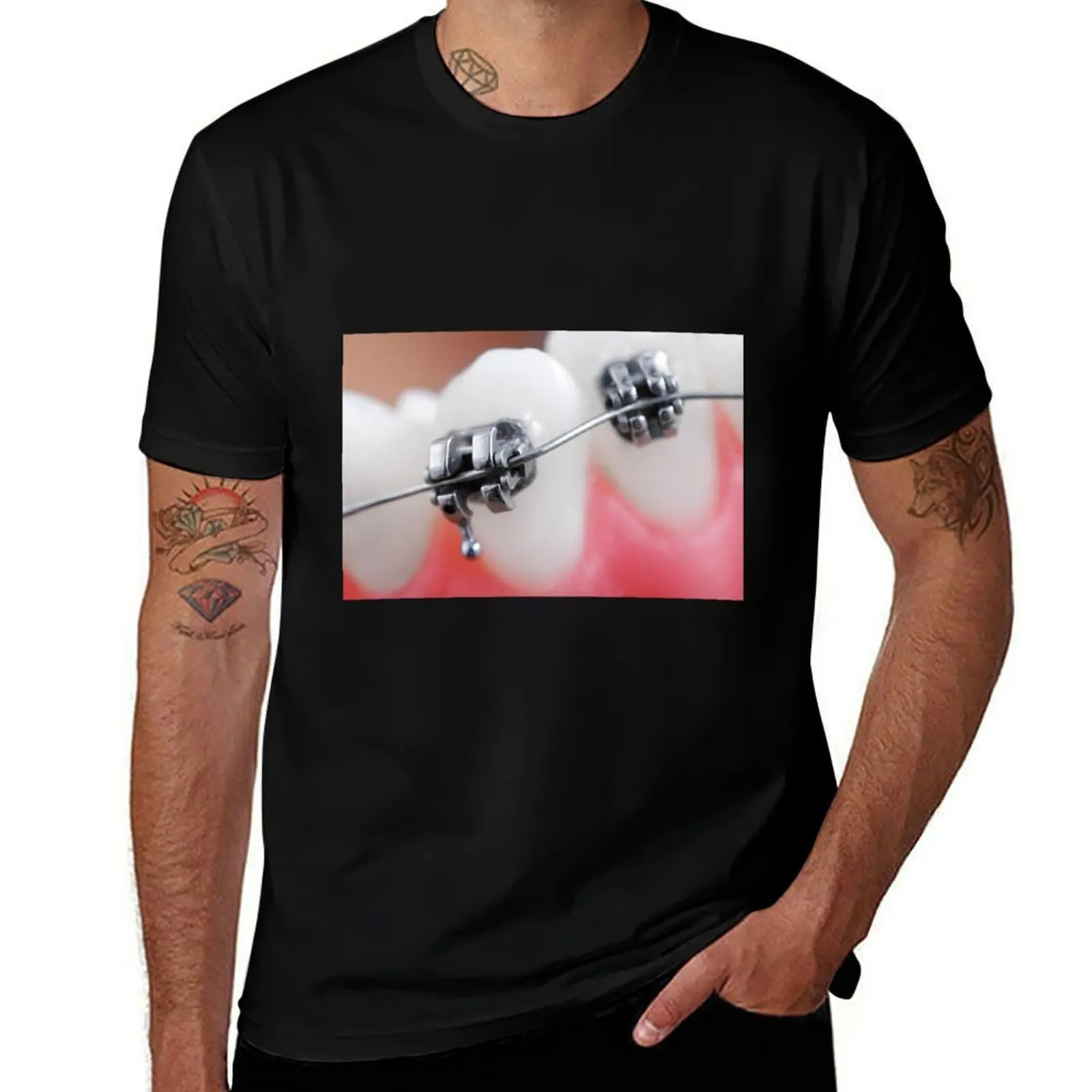 

Dental braces T-Shirt Breathable Mesh Panel T-Shirt
