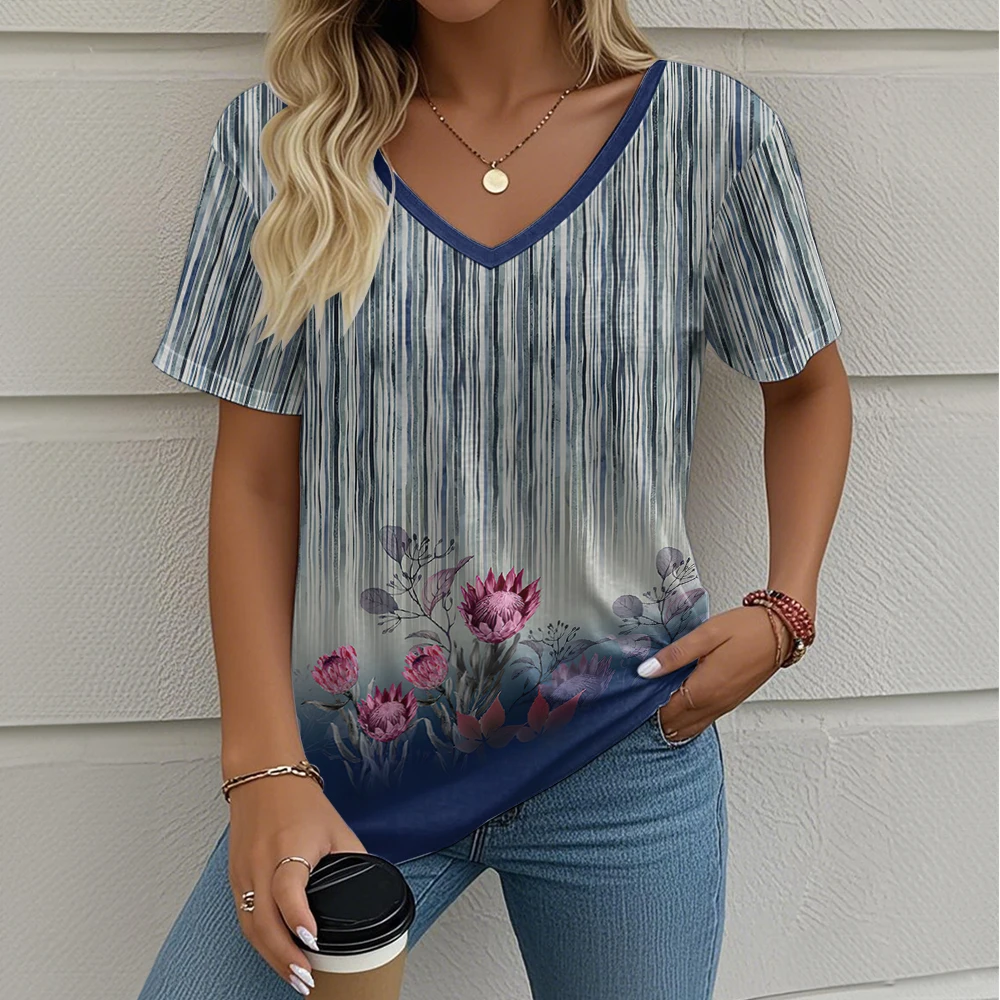 

2025 New Women's V-Neck T-Shirt Summer Outdoor Fashion Short Sleeve Tops Flower Printed Patterns Plus Size Women's Clothing
