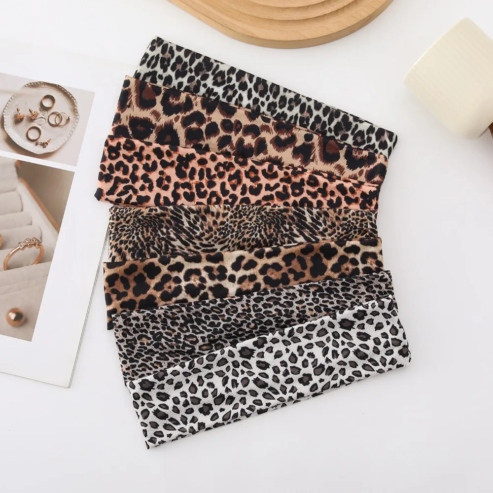 New High Elasticity Leopard Print Headband Sweat Absorbing Wide-brimmed Sports Headband Breathable Wide Brim Headband Sports