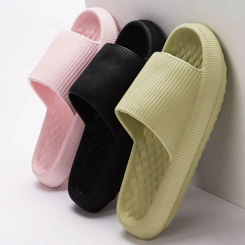 Zapatillas antideslizantes con plataforma gruesa para mujer, chanclas de baño con suela suave de EVA, sandalias de verano, 2024