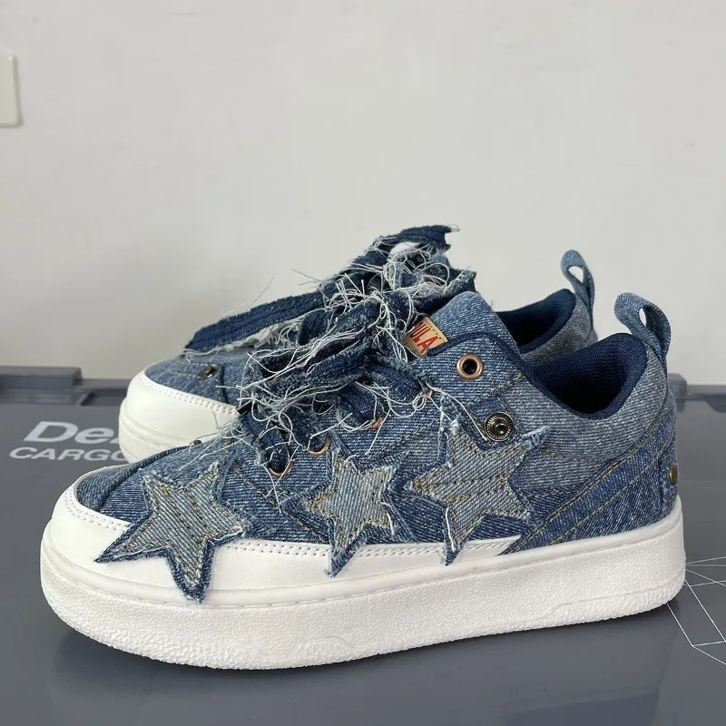 Trendy Fashionable Women's Sneakers Star Designed Outdoor Sports Shoes Versatile Thick Soled Sneakers Punk Style Skateboard Shoe