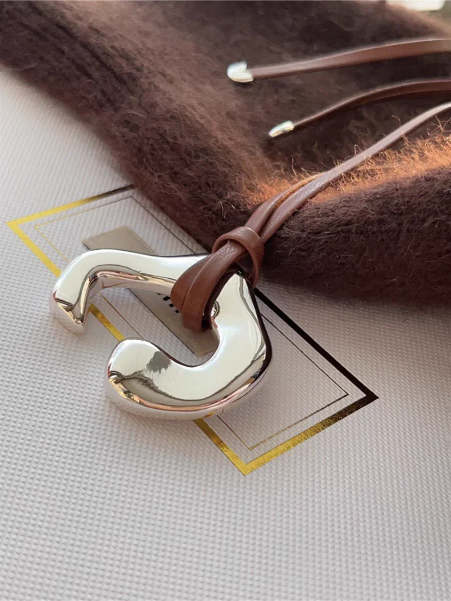 HANGZHI Irregular Metal Pendant Necklace Long Brown Leather Rope Sweater Chain Chunky Y2K Large Vintage Jewelry for Women New