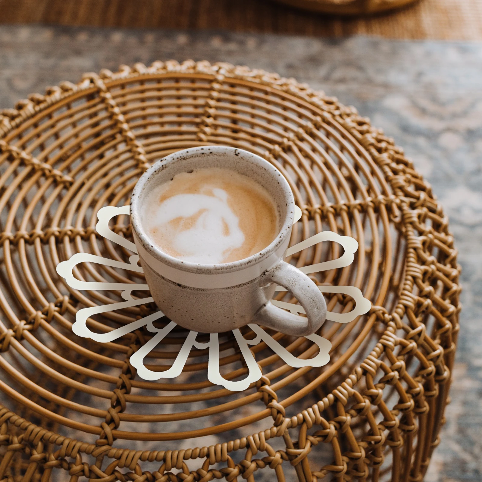 

3pcs Flower Shaped Place Mats Heat Resistant Hollow Design Pot Holder For Hot Pots Plates Cups Kitchen Dining Table Decor