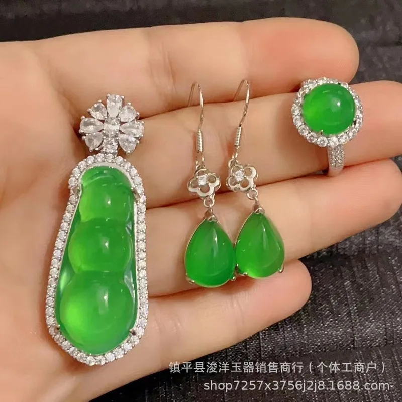 New silver-plated inlaid set with chalcedony, three-piece set with ice-type fluorescent jadeite green fortune bean set