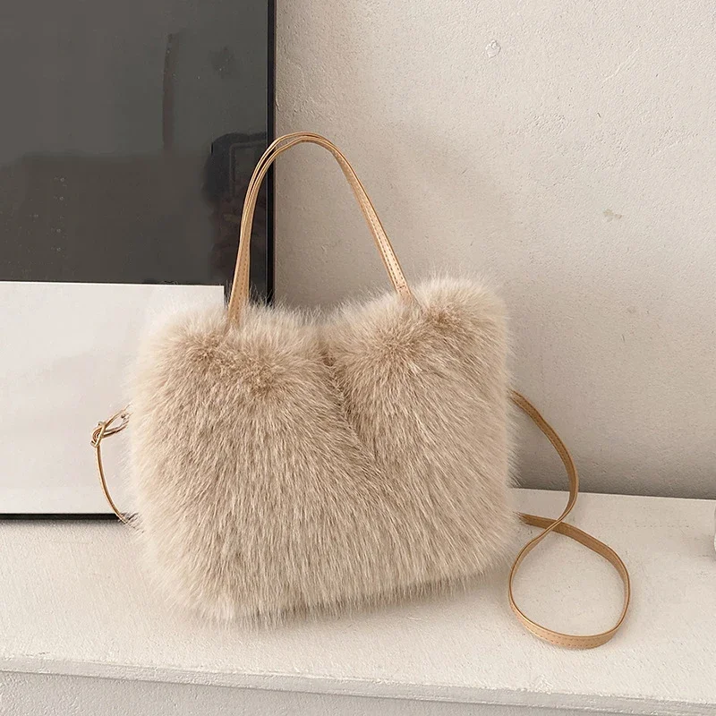 

2025 Faux Fur Tote Bag Women's Bucket Plush Luxury Design Ladies Handbags Soft Winter Crossbody Shoulder Bags