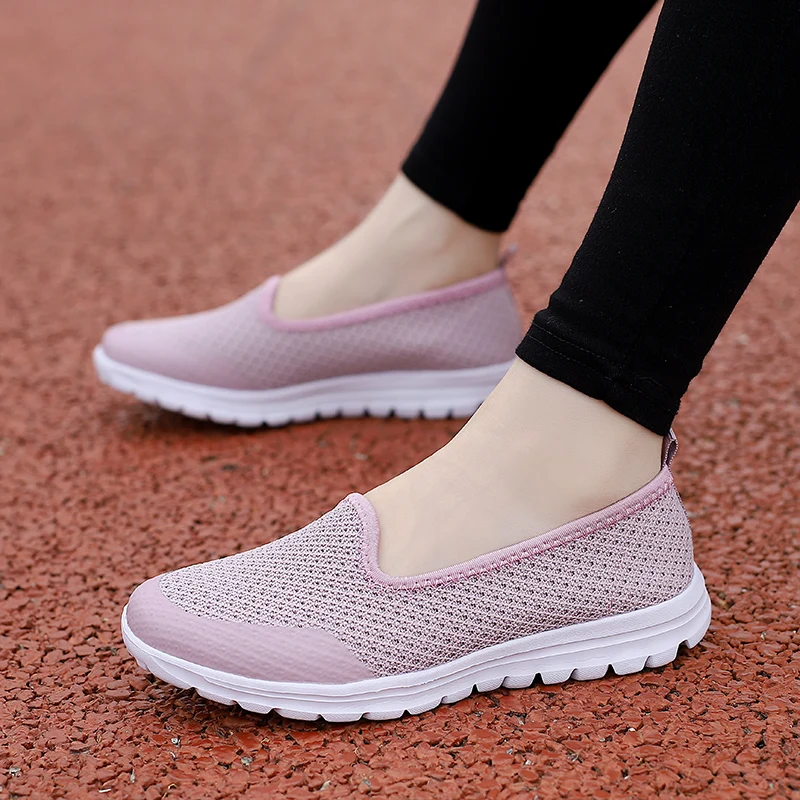 Women Mesh Walking Shoes Fitness Light Loafer Summer Sports Outdoor Comfortable Flats Breathable Sneakers Big Size 35-42 Sandals