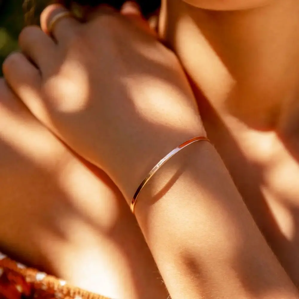 Bransoletki ze stali nierdzewnej eManco dla kobiet, modne bransoletki typu cuff, markowa biżuteria designerska. — zdjęcie 6