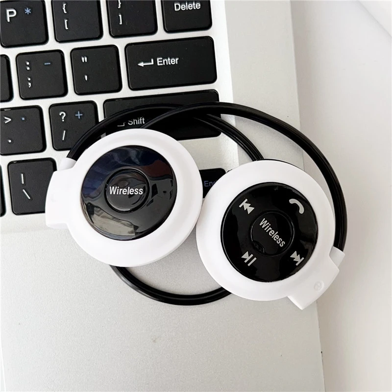 Mini bezprzewodowy odtwarzacz muzyczny Bluetooth Słuchawki stereo Redukcja szumów Sportowe słuchawki do biegania Obsługa karty TF Funkcja radia FM