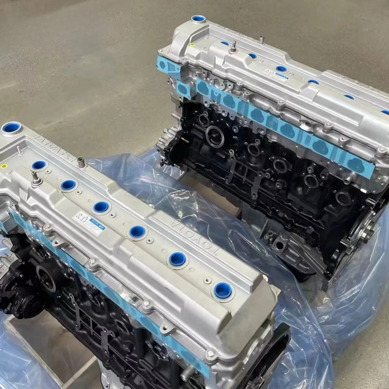 Genuine L6 Cylinder Motor Engine Assembly 1FZFE New Condition For Toyota Land Cruiser Prado FZJ100 SUV Off-Road Vehicle