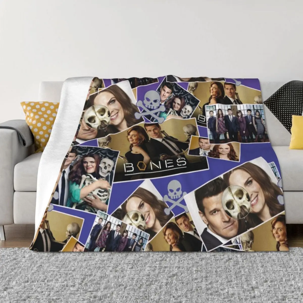 

Bones, the Bone Hunter Throw Blanket For Baby for babies manga Decoratives Blankets