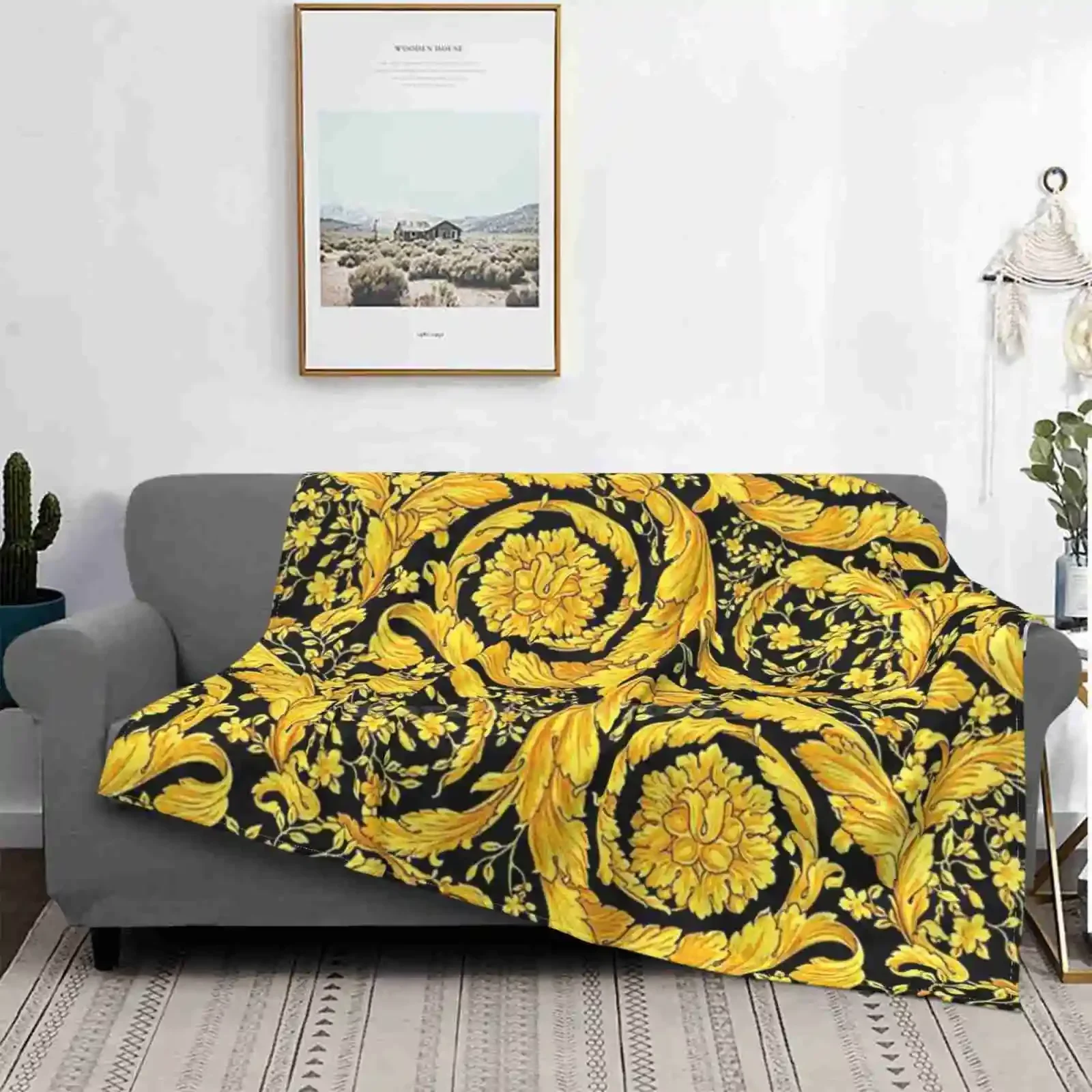 Gold Floral Pattern Throw Blanket Creative Design Light Soft Flannel Blanket Gold Floral Black Luxury Yellow Fashion Gift Custom