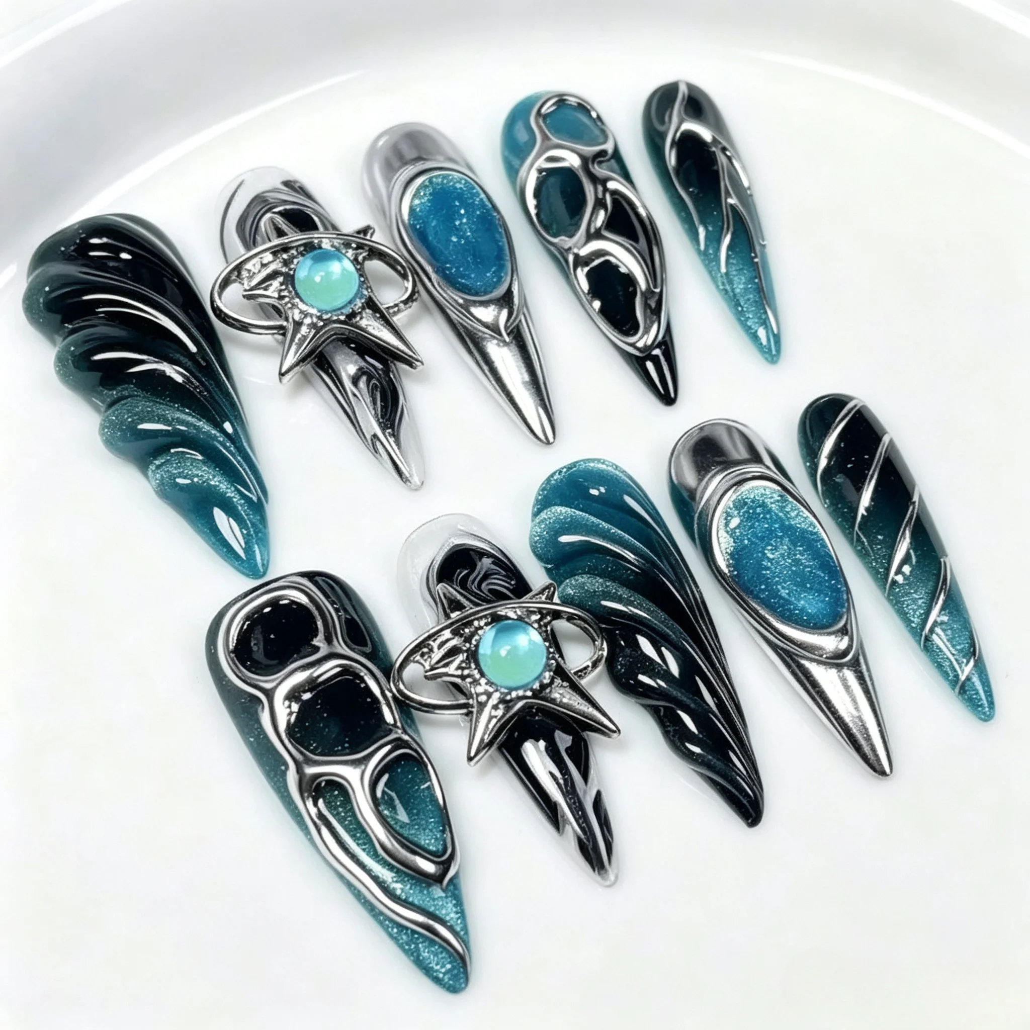 10 faux ongles en forme d'amande pressés à la main, magnifiques faux ongles, bleu cyber noir métallisé liquide, adaptés aux femmes