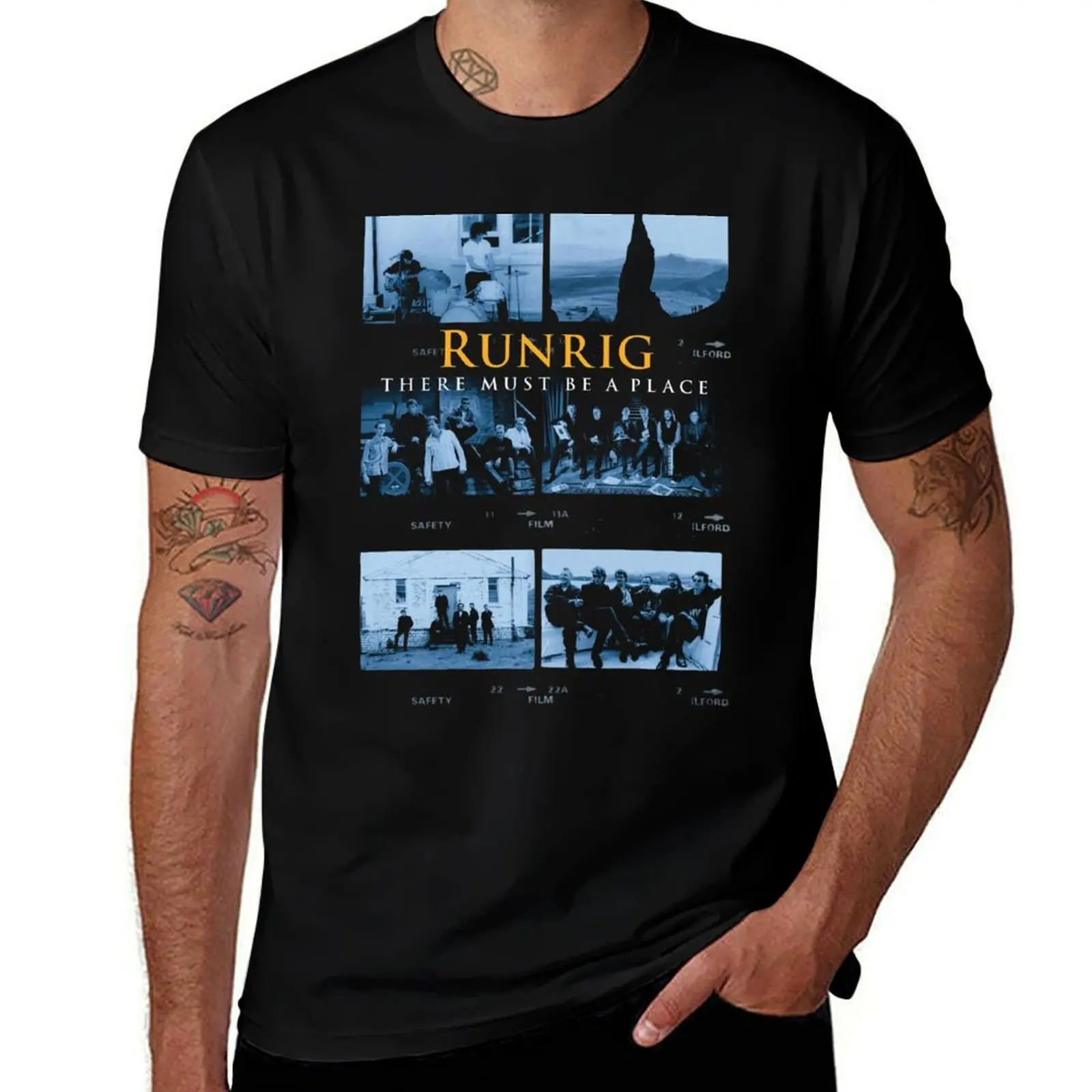 

RUNRIG BAND T-Shirt Anime t-shirt anime Funny t-shirt kawaii clothes men clothes