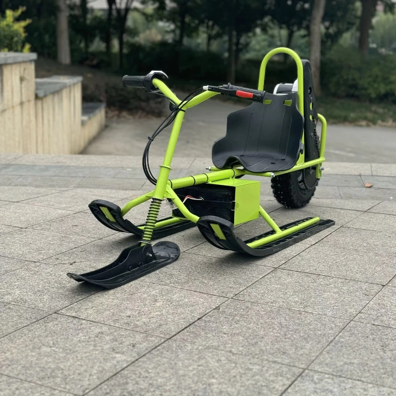 

Outdoor tourism Off-road electric snowmobile 12V 15 km/h 20 degrees climbing angle 60 kg load capacity 35 kg weight, skis